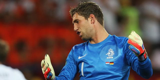 Stekelenburg: Belanda Harus Berbenah