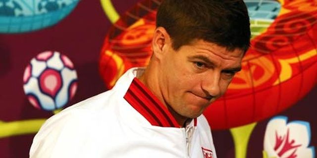 Gerrard: Jangan Dulu Bicara Perempat Final Gerrard: Jangan Dulu Bicara Perempat Final