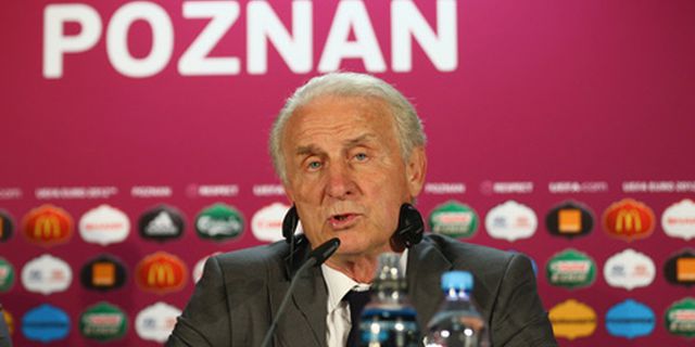 Trapattoni Membantah Setia Pada Pemain Senior