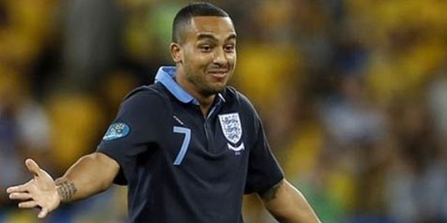 Walcott: Inggris Bisa Kalahkan Tim Manapun Walcott: Inggris Bisa Kalahkan Tim Manapun