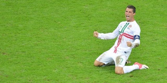 Ronaldo Kembali Bersinar Untuk Portugal Ronaldo Kembali Bersinar Untuk Portugal