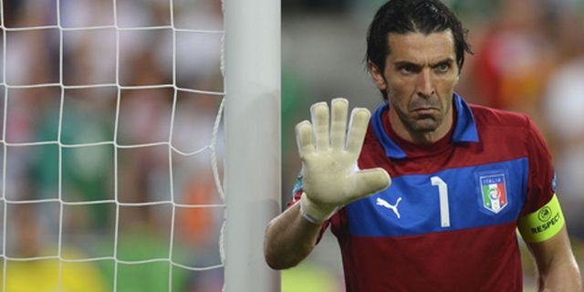 Buffon: Inggris Sangat Mirip Chelsea