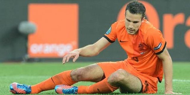 Wenger Bela Penampilan Van Persie Wenger Bela Penampilan Van Persie