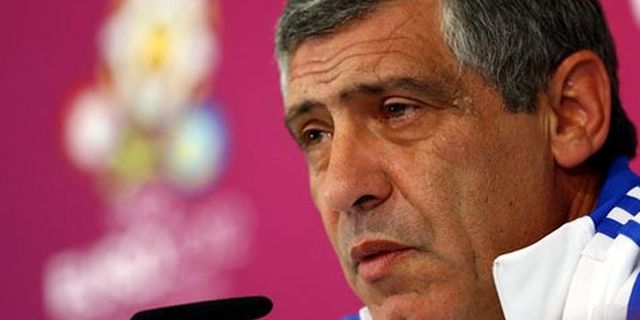 Fernando Santos: Tentu Saja Ronaldo yang Terbaik