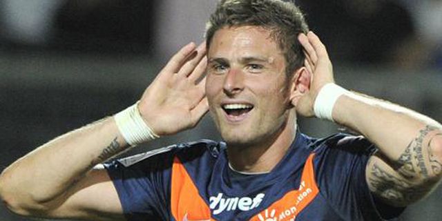 Giroud Resmi ke Arsenal Giroud Resmi ke Arsenal