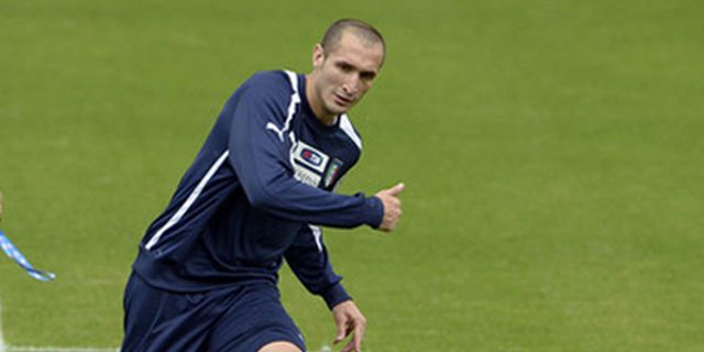 Chiellini Ingin Pulih Jelang Semifinal Chiellini Ingin Pulih Jelang Semifinal