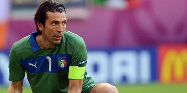 Dino Zoff: Buffon Kunci Keberuntungan Italia Dino Zoff: Buffon Kunci Keberuntungan Italia