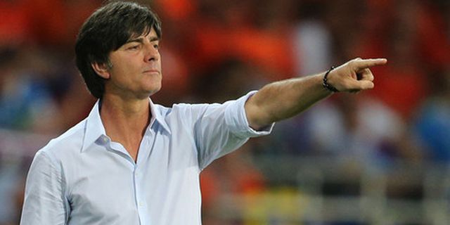 Loew: Tidak Ada Penjagaan Khusus Untuk Pirlo