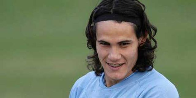 Napoli: Cavani Not For Sale Napoli: Cavani Not For Sale