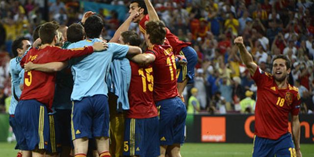 Pendukung Spanyol di Jayapura Gelar Konvoi Pendukung Spanyol di Jayapura Gelar Konvoi