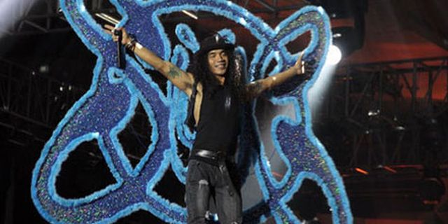 Slank Urung Ramaikan Perang Bintang ISL Slank Urung Ramaikan Perang Bintang ISL