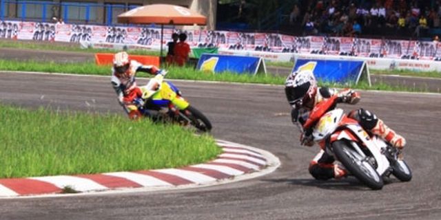 250 Pebalap Ikuti Kejurnas Motoprix Ambon 250 Pebalap Ikuti Kejurnas Motoprix Ambon