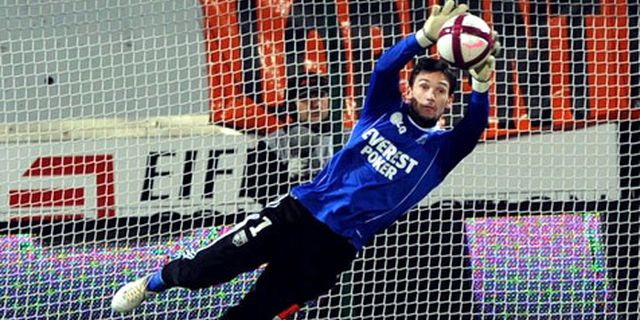 Tottenham Ingin Datangkan Lloris