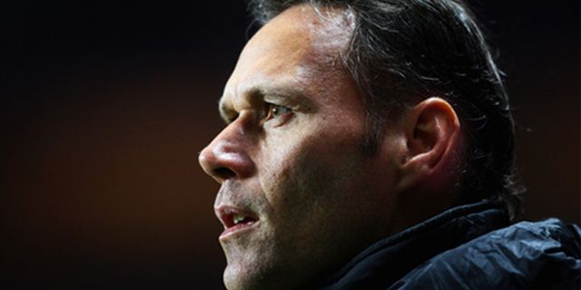 Van Basten Tolak Latih Belanda Van Basten Tolak Latih Belanda