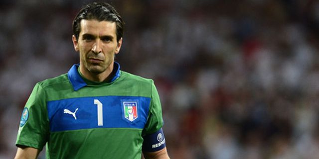 Lupakan Kegagalan di Final, Buffon Pilih Wisata Religi