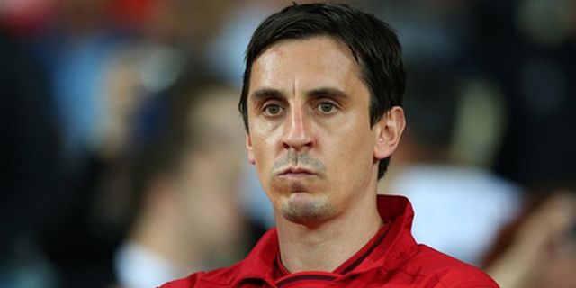 Neville: United Harus Segera Bangkit