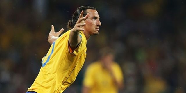 Milan Akan Diskusikan Masa Depan Ibra Milan Akan Diskusikan Masa Depan Ibra