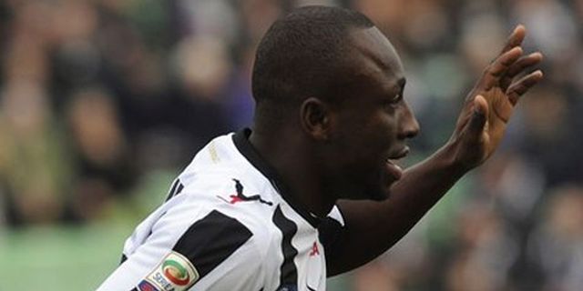 Juve Siap Bajak Armero dari Napoli