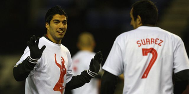 Suarez Kecam Kekuatan Politik United Suarez Kecam Kekuatan Politik United