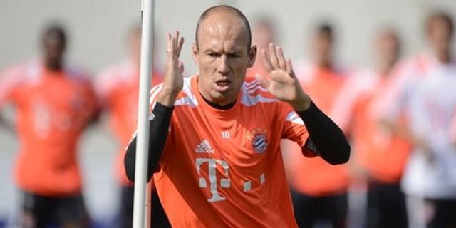 Robben Target Tiga Trofi Musim Depan Robben Target Tiga Trofi Musim Depan