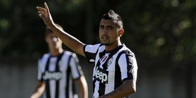 Vidal: Saya Tak Tertarik Tinggalkan Juve Vidal: Saya Tak Tertarik Tinggalkan Juve
