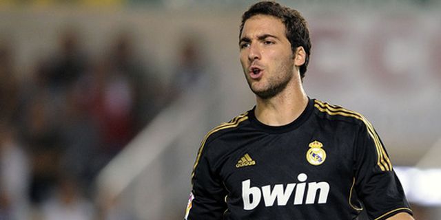 Higuain Tolak Tawaran Juventus Higuain Tolak Tawaran Juventus