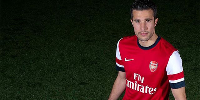 Ganz: Hanya Van Persie Pengganti Ideal Ibra Ganz: Hanya Van Persie Pengganti Ideal Ibra