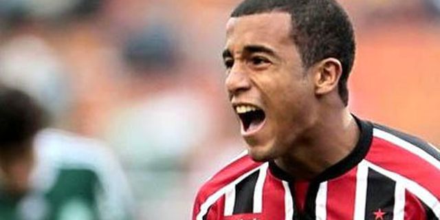 Silva: Mouro Bisa Menjadi 'The Next Ronaldo'