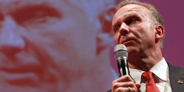Rummenigge: Bayern Tak Usah Bayar Agen Pemain! Rummenigge: Bayern Tak Usah Bayar Agen Pemain!