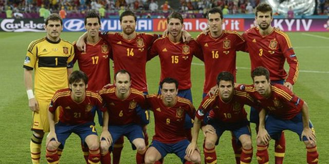 Iniesta: Ballon d'Or Untuk Pemain Spanyol