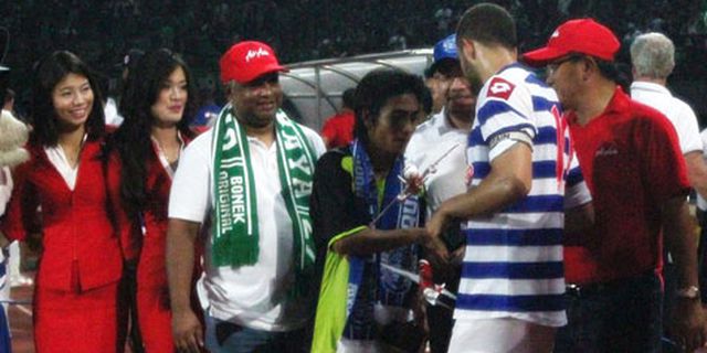 Taufiq dan Taarabt Terbaik di Laga Semalam