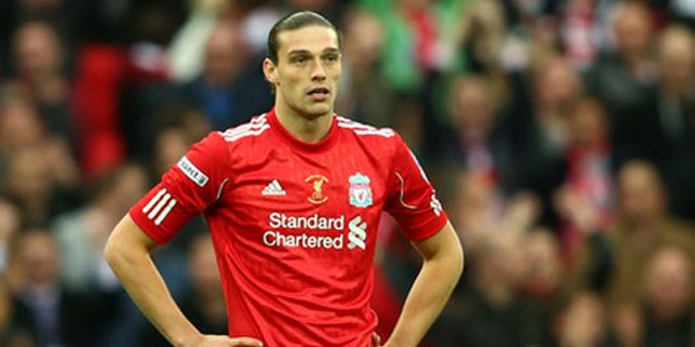 Pardew Sarankan Liverpool Lepas Carroll Pardew Sarankan Liverpool Lepas Carroll