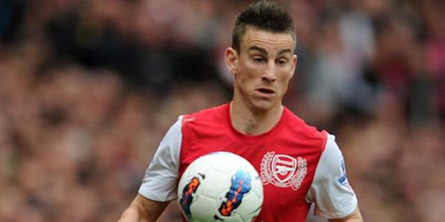 Dilirik Barca, Koscielny Pilih Fokus Arsenal
