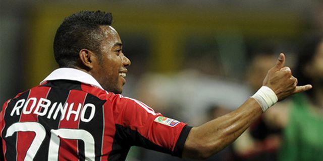 Robinho Masih Betah Berada di Milan