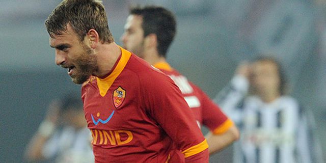 Mancini Ingin Negosiasi De Rossi Dipercepat