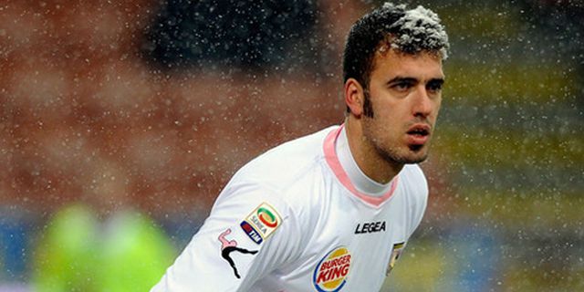 Viviano Dipinjamkan ke Fiorentina Viviano Dipinjamkan ke Fiorentina