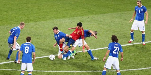 Busquets Anggap Piala Super Tak Penting