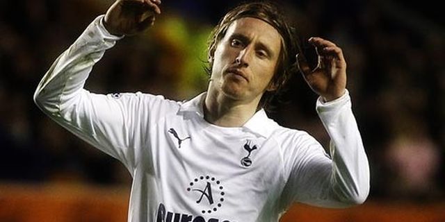 Gagal ke Madrid, AVB Kembalikan Modric ke Tim Utama Gagal ke Madrid, AVB Kembalikan Modric ke Tim Utama