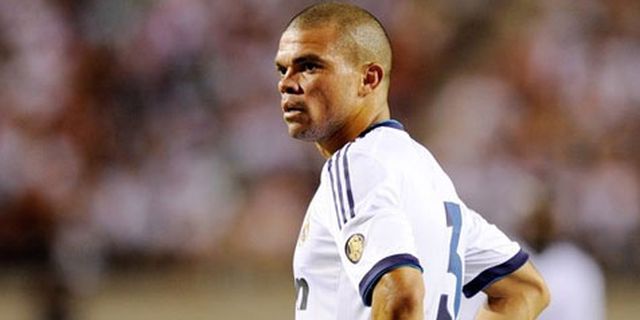 Pepe Puas Dengan Kebijakan Rotasi Mourinho