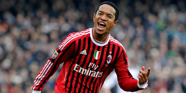 Emanuelson: Milan Inginkan Kaka dan Rossi