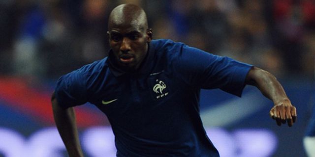 Alou Diarra Kian Dekat ke West Ham Alou Diarra Kian Dekat ke West Ham