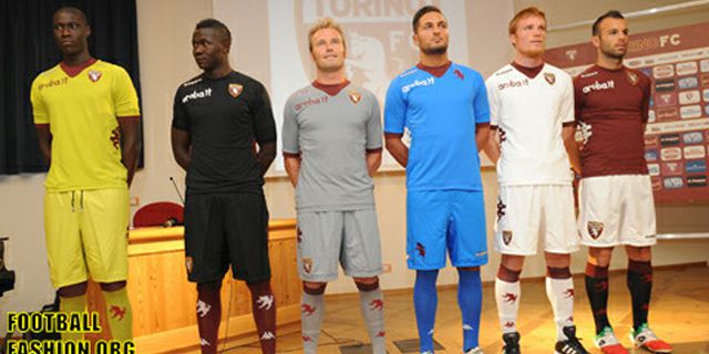 Tiga Jersey Torino Musim 2012/13