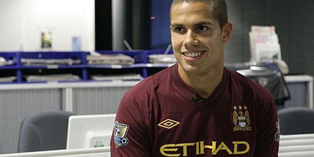 Mancini Tak Janjikan Posisi Inti Pada Rodwell