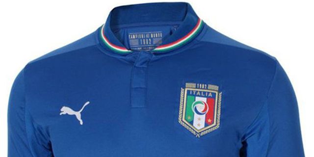 Jajal Inggris, Italia Pakai Jersey Spesial Jajal Inggris, Italia Pakai Jersey Spesial