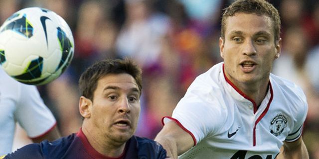 Vidic Ingin Buat United Tak Terkalahkan Vidic Ingin Buat United Tak Terkalahkan