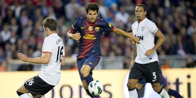 Pedro dan Fabregas Berebut Kepercayaan Vilanova Pedro dan Fabregas Berebut Kepercayaan Vilanova
