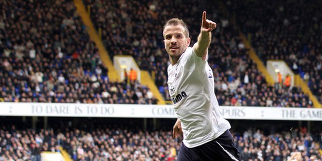 AVB: Van der Vaart Tidak Dijual