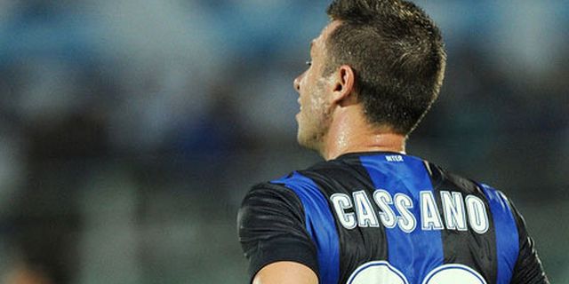 Menyeberang ke Inter, Cassano Serang Petinggi Milan