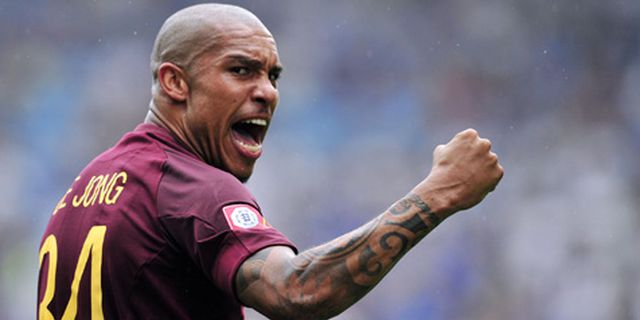 De Jong Bahagia Gabung Milan Merah De Jong Bahagia Gabung Milan Merah