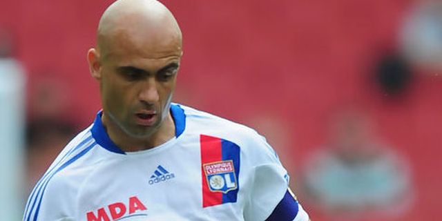 Lyon Lepas Cris ke Galatasaray Lyon Lepas Cris ke Galatasaray